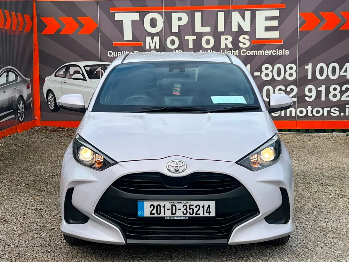 //STUNNING 1.0 PETROL//LOW KMS//IMMACULATE// - Image 3