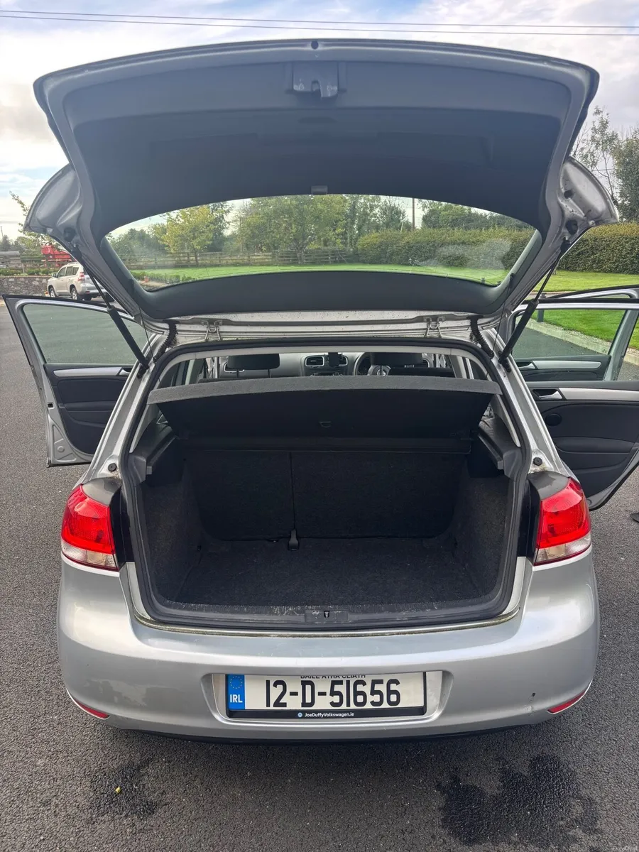 VW Golf 2012 | 1.6L | NCT 07/27 + TAX 04/27 - Image 5