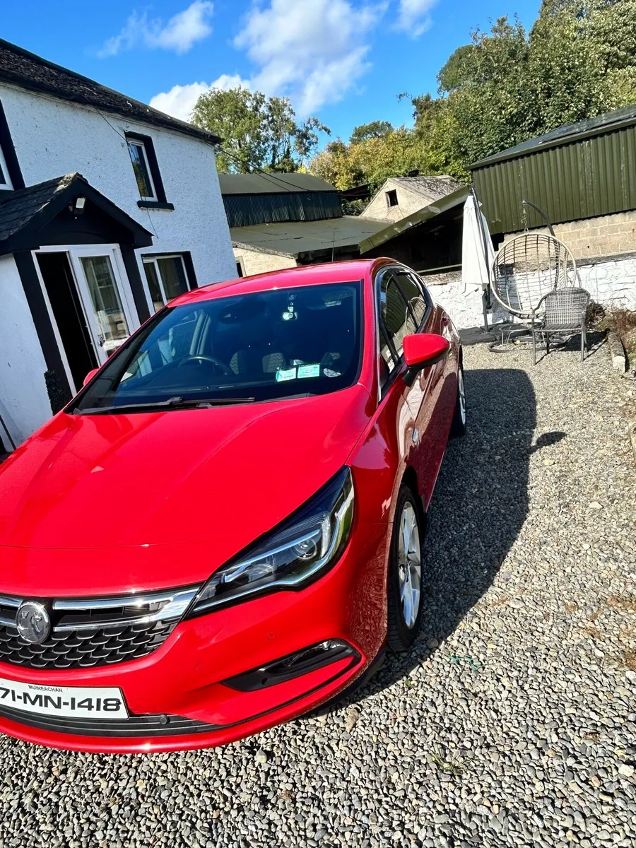 Vauxhall  Astra - manual - Image 2