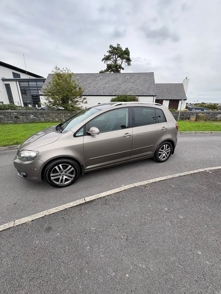 2010 Volkswagen Golf Plus 1.6L TDI for Sale NEW NC - Image 4