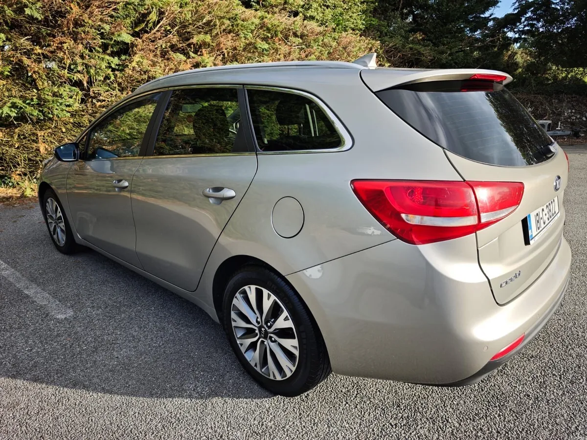 Kia Ceed Sportswagon 1.6 CRDi EX 164000 KM-Manual - Image 3