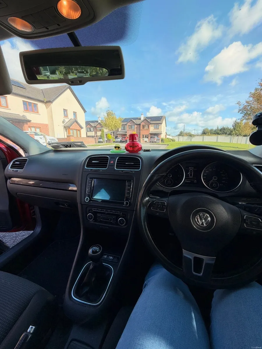 VOLKSWAGEN GOLF 1.6 TDI MATCH BLUEMOTION - Image 1