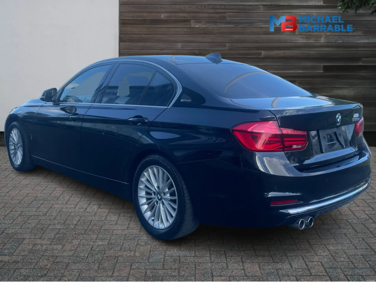 BMW 3-Series PETROL BMW 330e PHEV AUTO - Image 2