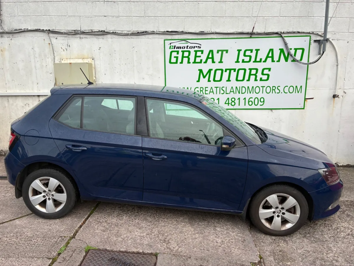 Skoda Fabia AMBITION 1.2 TSI 110HPDS 110HP DSG 4DR - Image 5