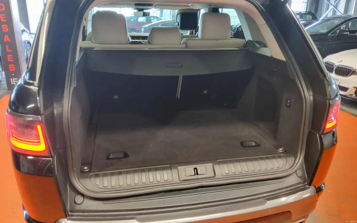 Land Rover Range Rover Sport 2019 - Image 4