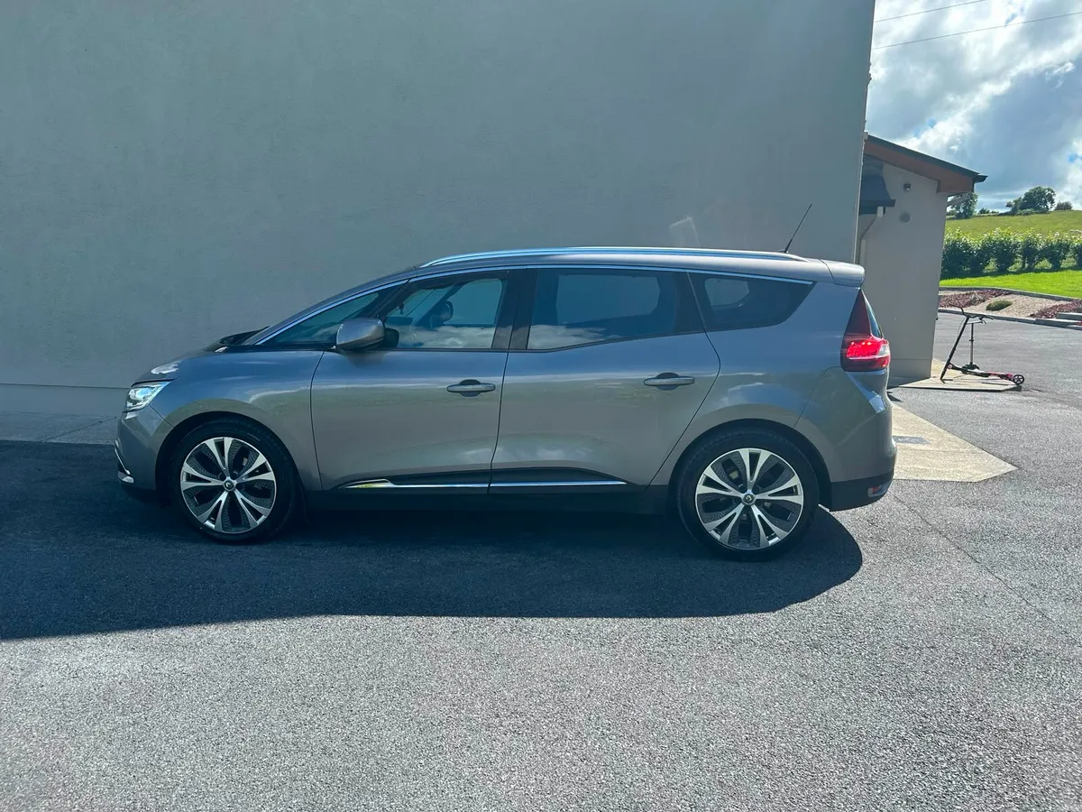 Renault Grand Scenic 2017 Dynamique 1.5 - Image 2