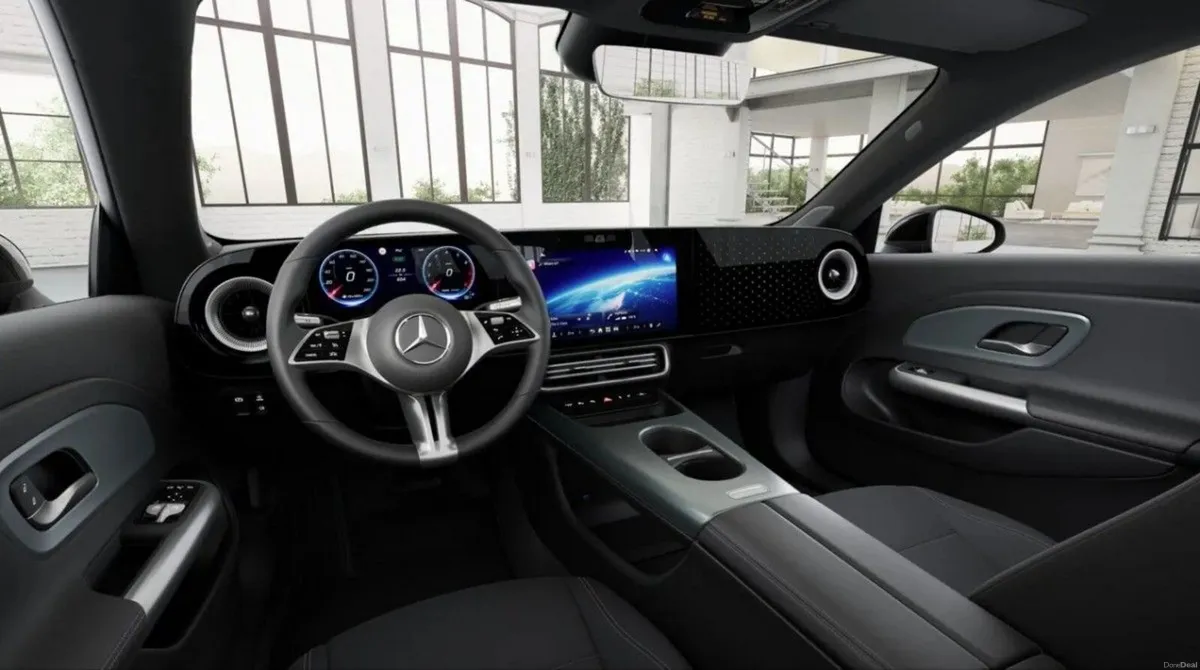 Mercedes-Benz CLA CLA 200 SALOON PROGRESSIVE LINE - Image 2