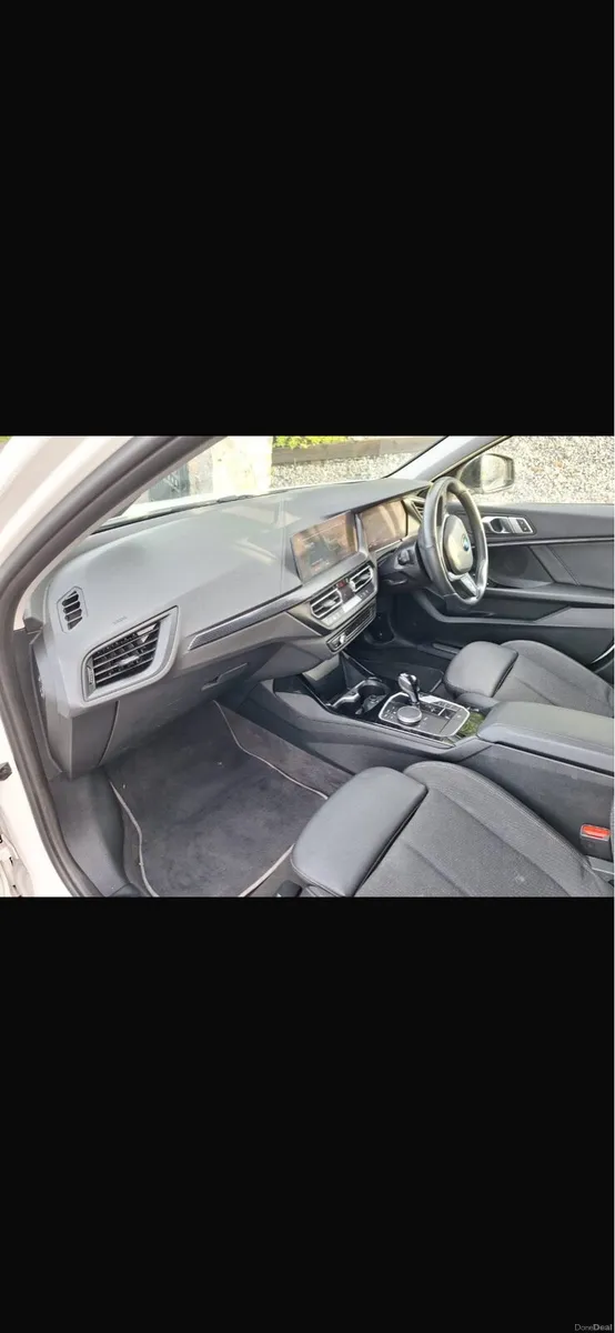 BMW 116 F40 D SPORT 114BHP 5DR AUTO - Image 5