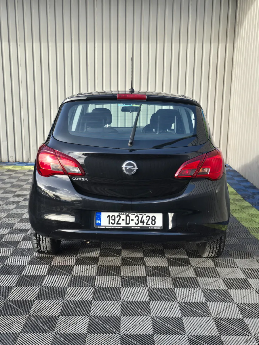 2019 Opel Corsa 1.4 Petrol 120 Years Edition - Image 5