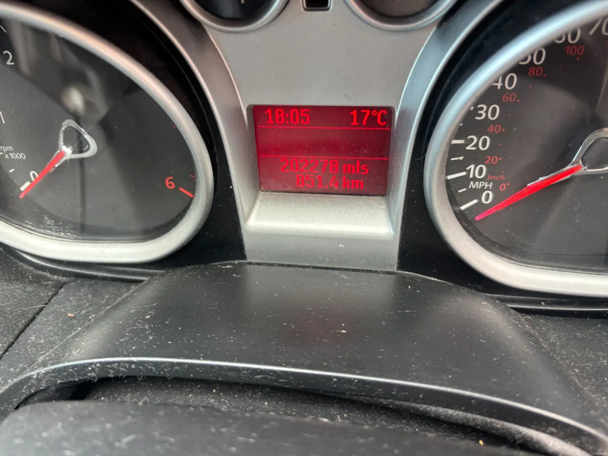 Ford Focus 2010 1.6 TDCI NCT Serviced - Image 6
