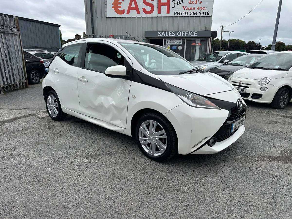 Toyota Aygo 1.0 Petrol NCT LOW KMS - Image 4