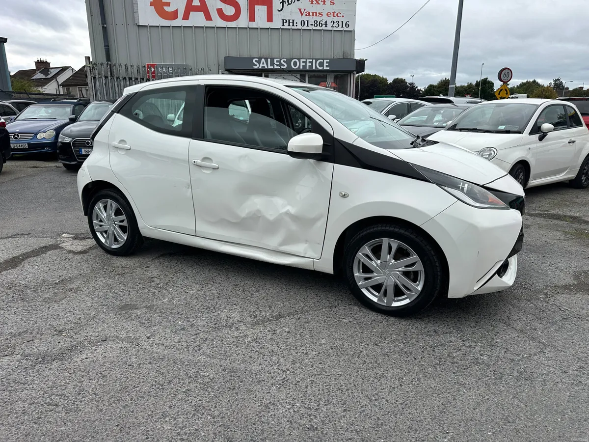 Toyota Aygo 1.0 Petrol NCT LOW KMS - Image 3