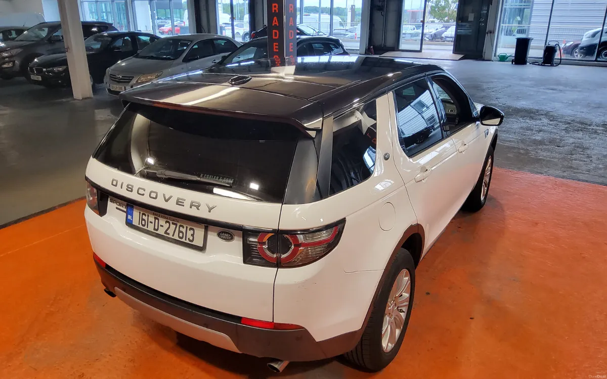 Land Rover Discovery Sport 2016 - Image 2