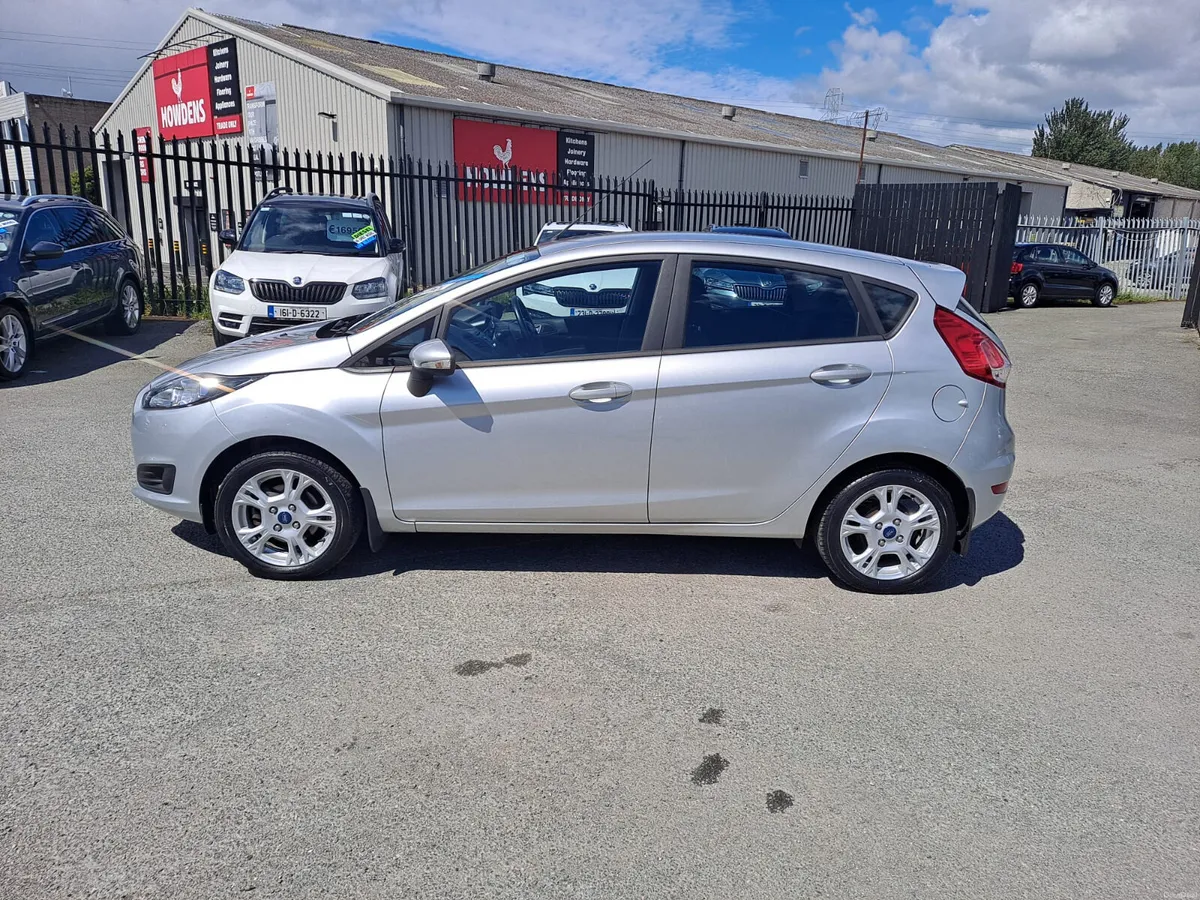 Ford Fiesta 2017 VERY LOW KM's ZETEC 1.25 60PS 5DR - Image 5