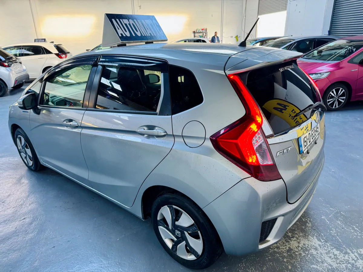Honda Fit 2015 - Image 3