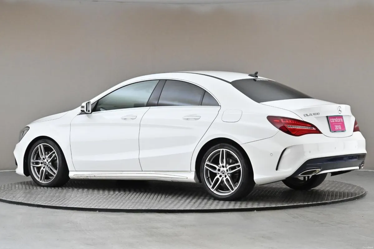 Mercedes-Benz CLA CLA 180 4DR COUPE **HALF LEATHER - Image 6