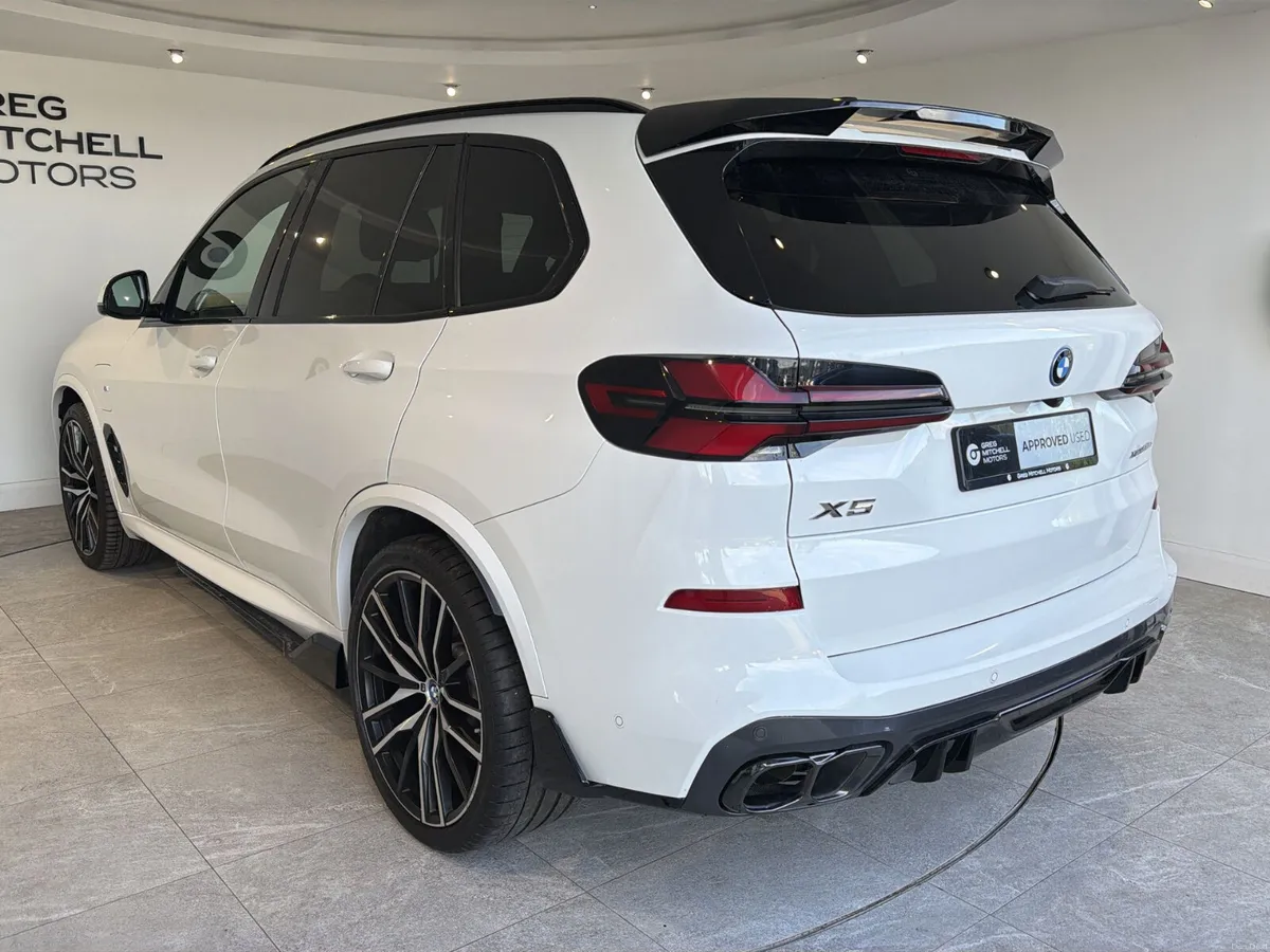 2023 BMW X5 xDrive50e M Sport 5dr Auto - Image 5