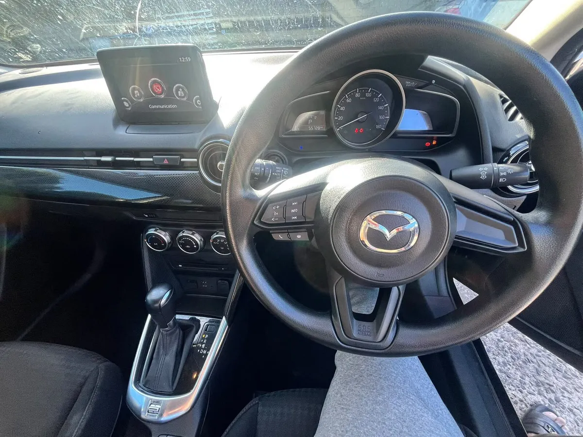 Mazda Demio 2017 - Image 6