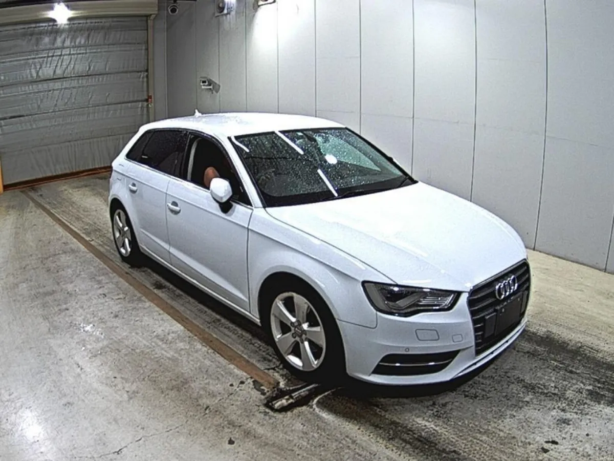 AUDI A3 1.4 TFSI AUTO 2015 - Image 4