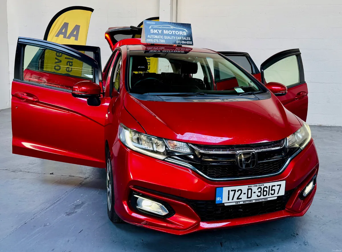 2017 Honda JAZZ/Fit 1.5 Hybrid Auto - Image 5