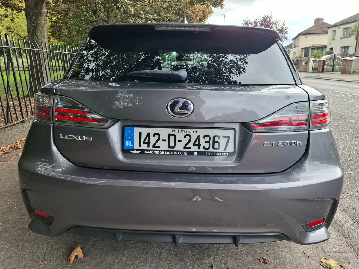 Lexus CT 2014 - Image 6