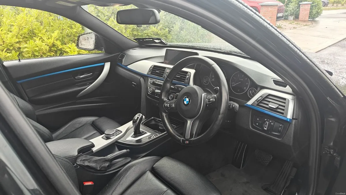 BMW 3-Series 2017 - Image 4