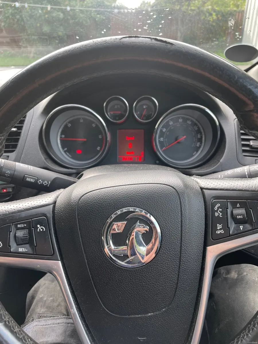 Vauxhall Insignia 2011 Nct / Tax - Image 2