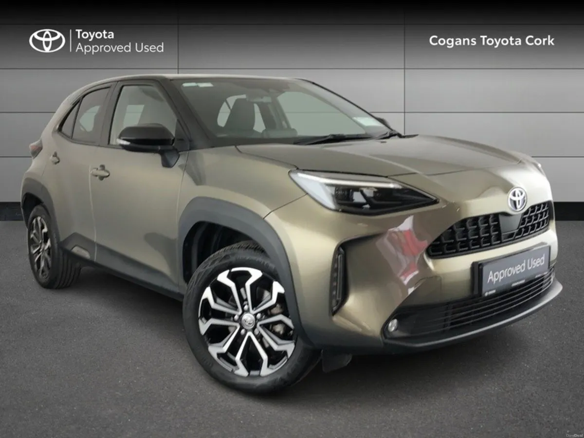 Toyota Yaris Cross Luna Sport**Low mileage** - Image 1