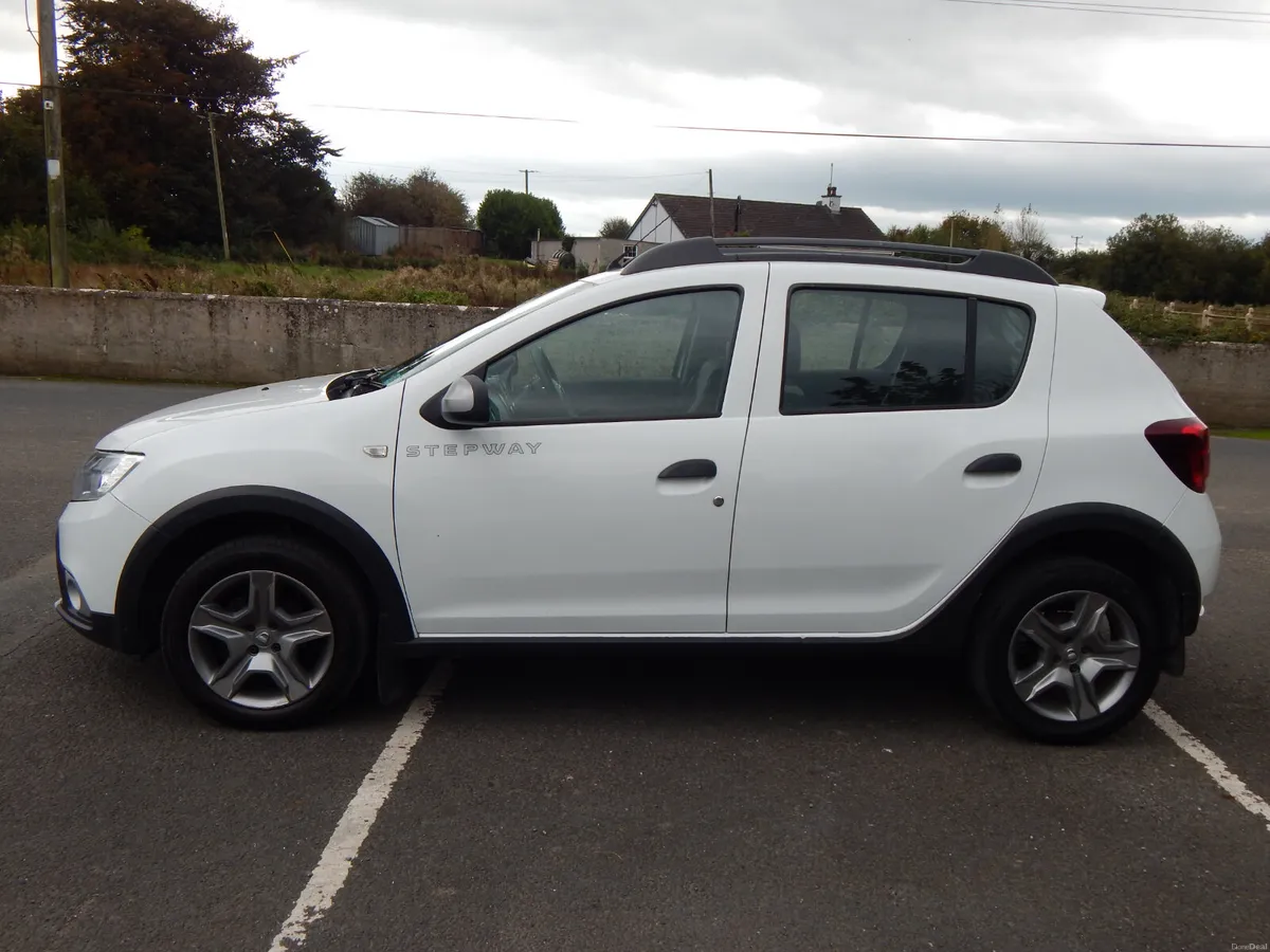 2017 Dacia Sandero Stepway 1.5DCI NCT 03/27 - Image 5