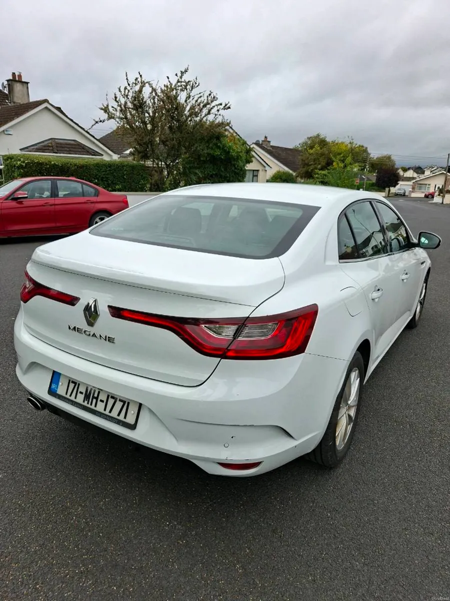 RENAULT MEGANE 2017 - Image 4