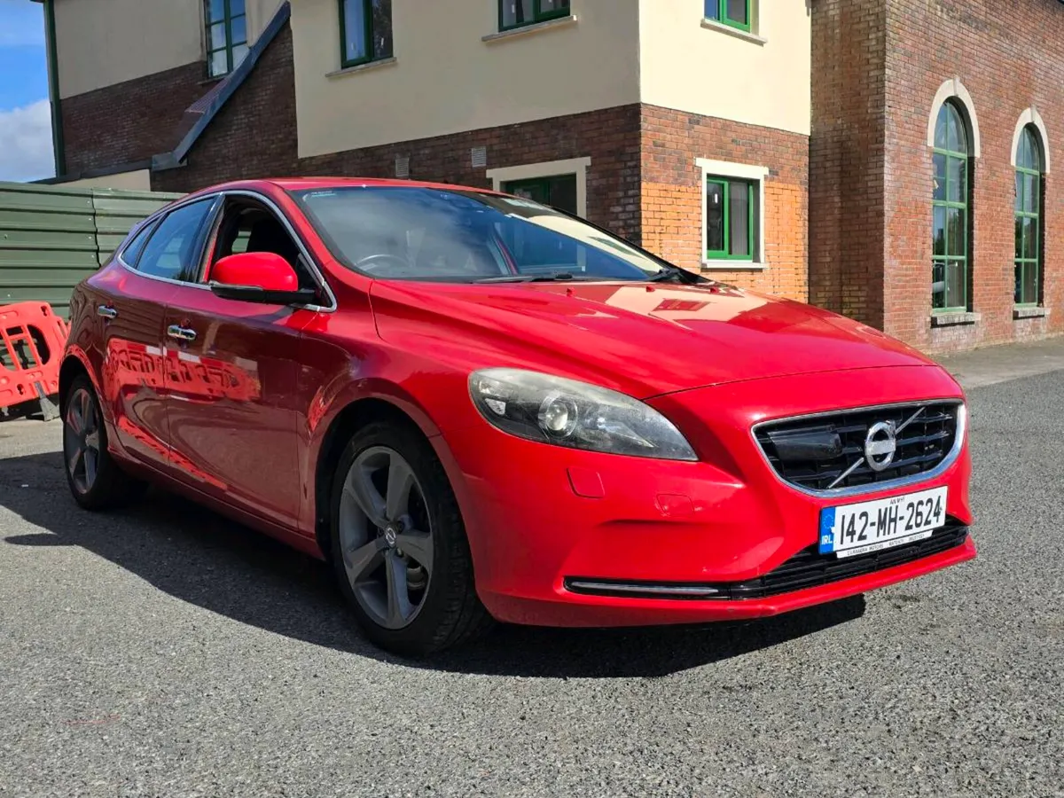 142 - VOLVO V40 - AUTO NEW NCT - Image 1
