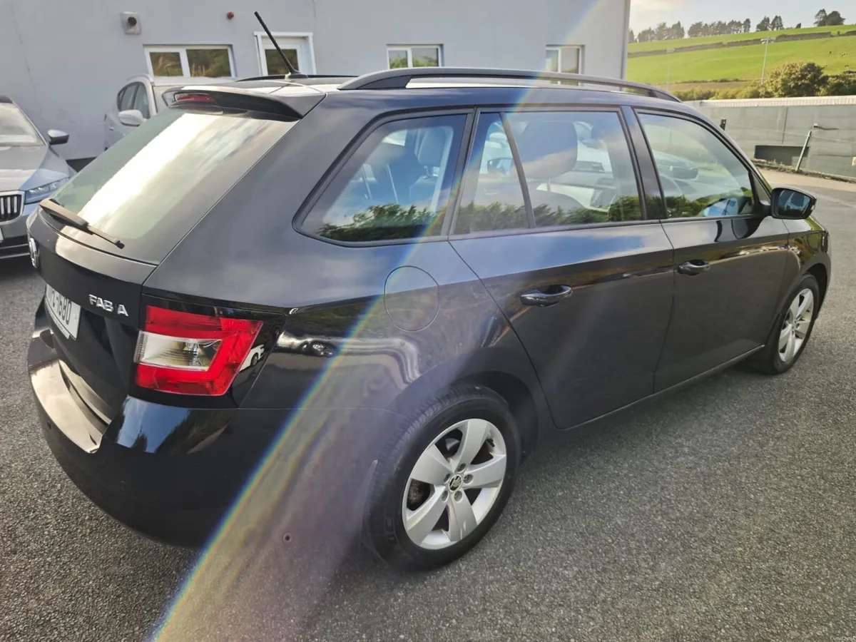 2017 Skoda Fabia 1.2 TSI-Full Service History - Image 4