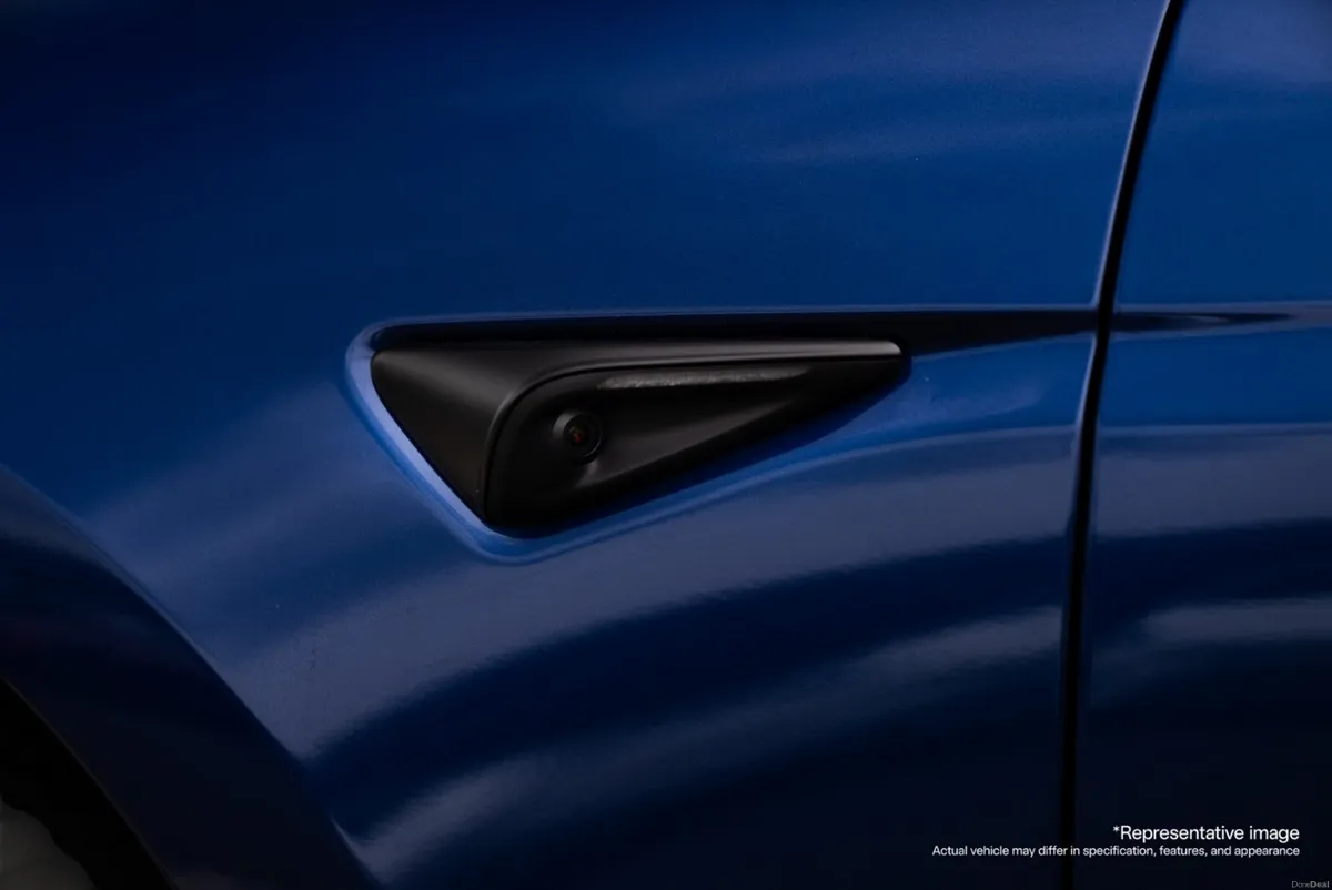 Tesla Model 3 2023 - Image 5