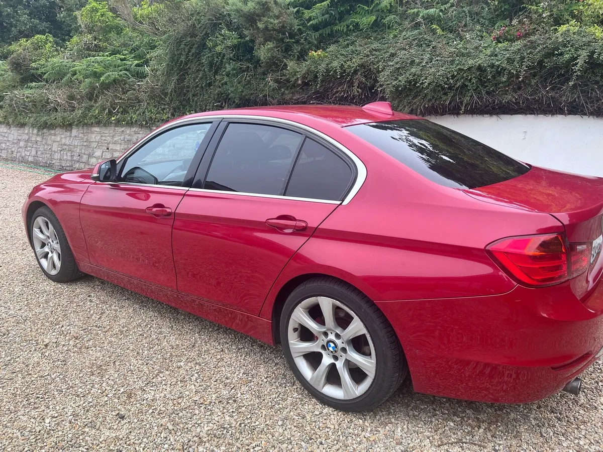 BMW 3 Series - Image 4