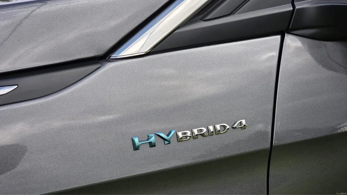 2020 Peugeot 3008 GT 300BHP 4X4 HYBRID 1.6 PETROL - Image 5