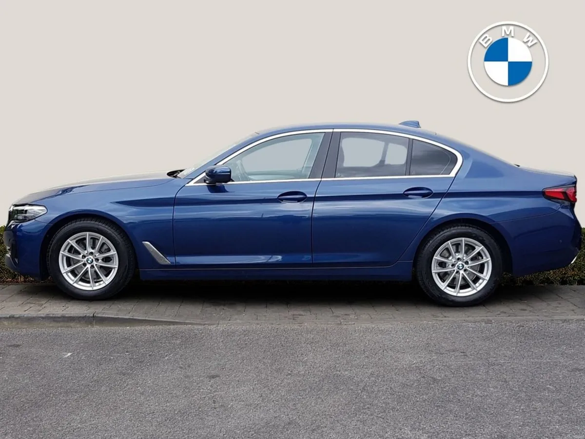 BMW 5-Series 520d SE - Image 3