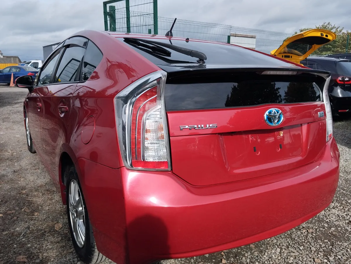 2012 Toyota Prius hybrid - Image 5