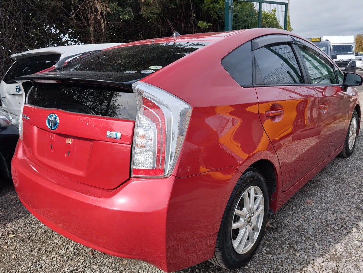 2012 Toyota Prius hybrid - Image 6