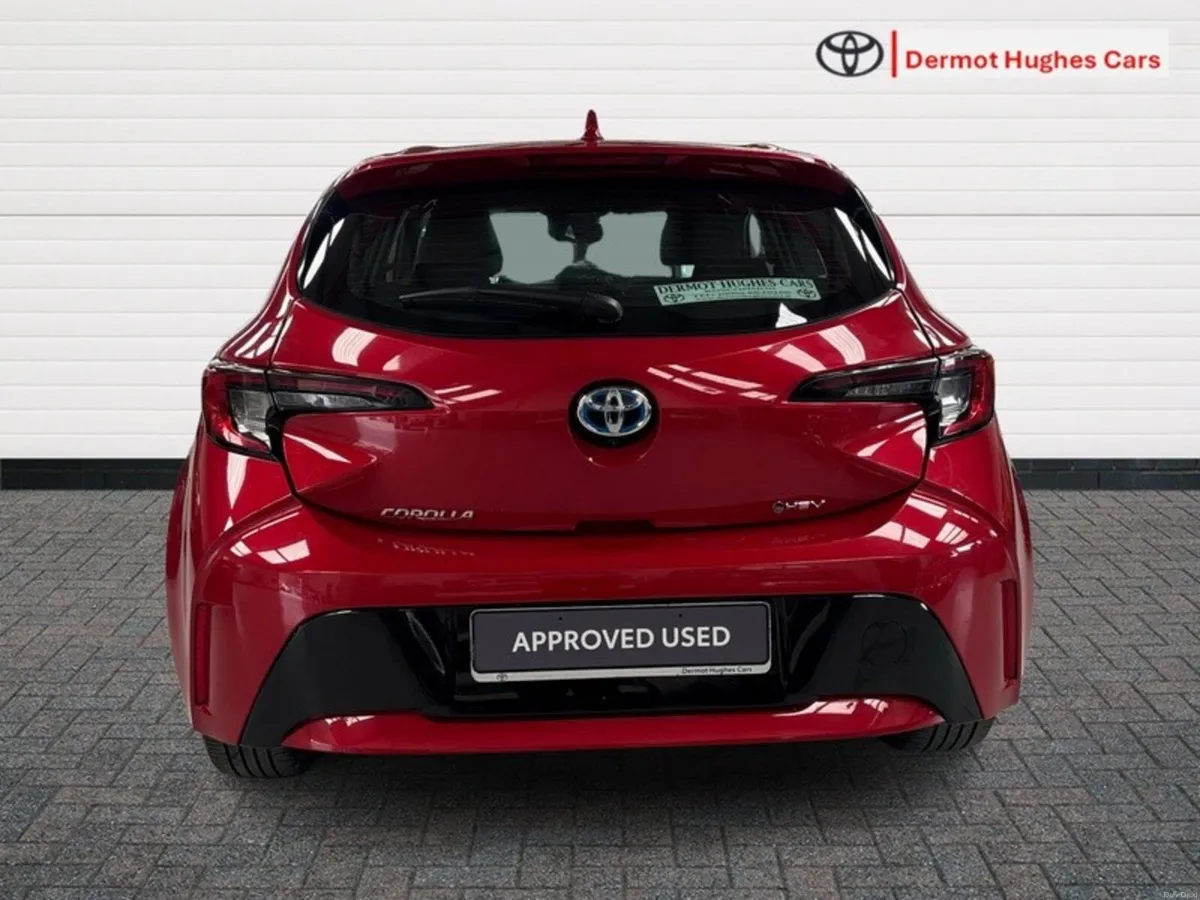Toyota Corolla HB LUNA HYBRID AUTO - Image 4
