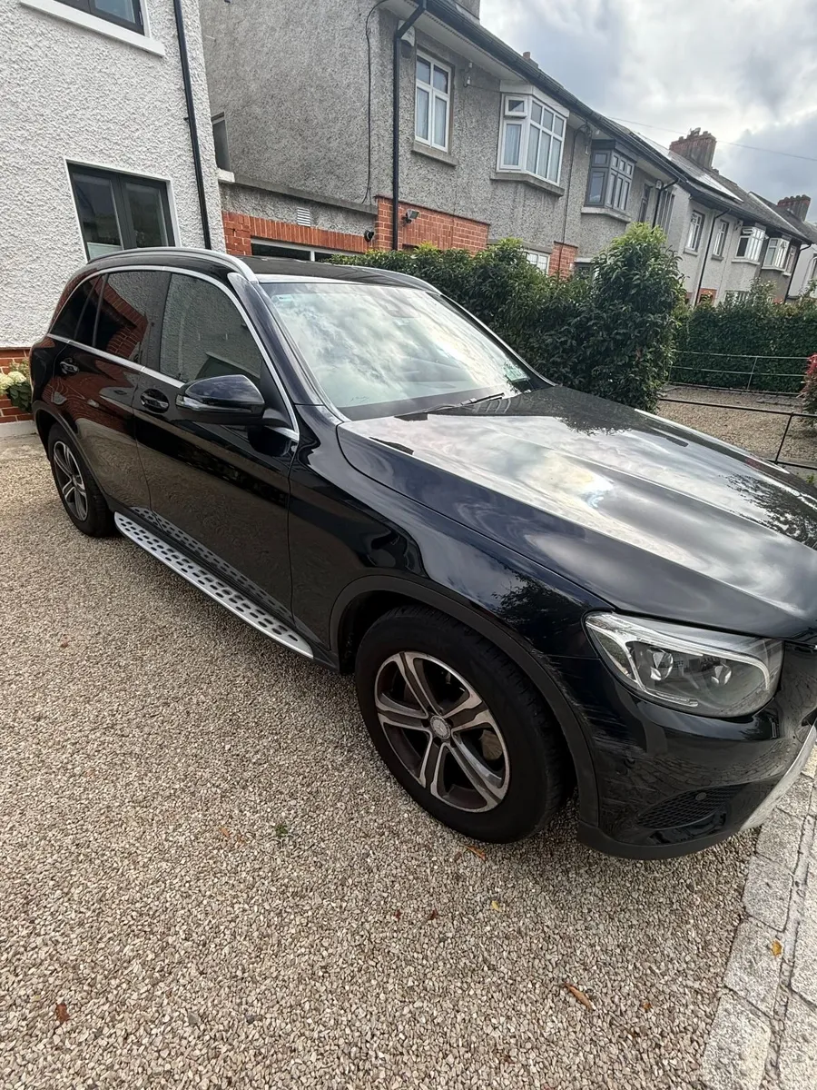 Mercedes-Benz GLC 2016 - Image 2