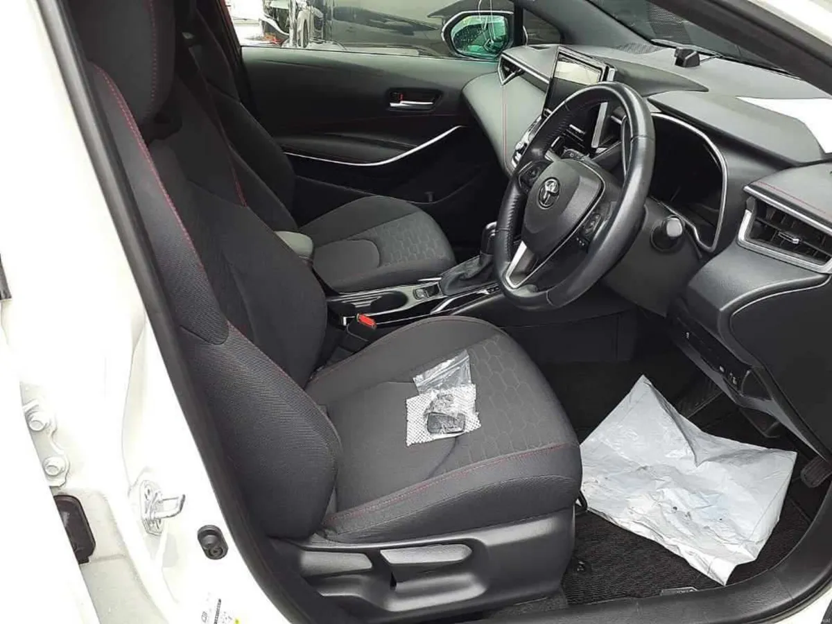 TOYOTA COROLLA GZ SPORT 1.8 PETROL HYRBID 2019 - Image 5