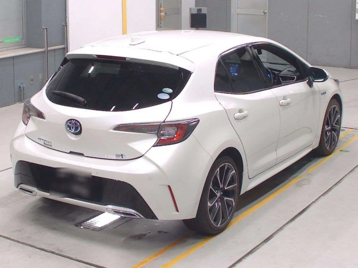 TOYOTA COROLLA GZ SPORT 1.8 PETROL HYRBID 2019 - Image 3