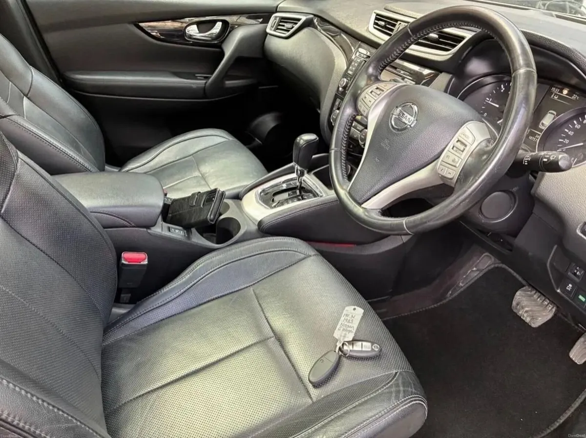 171 Nissan Qashqai 1.6 Automatic CV CVT Premium - Image 5