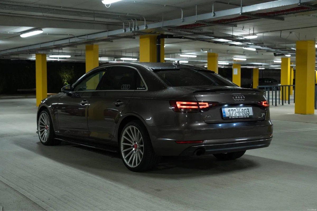Audi A4 2017 - Image 4