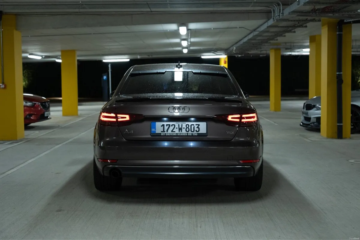 Audi A4 2017 - Image 5