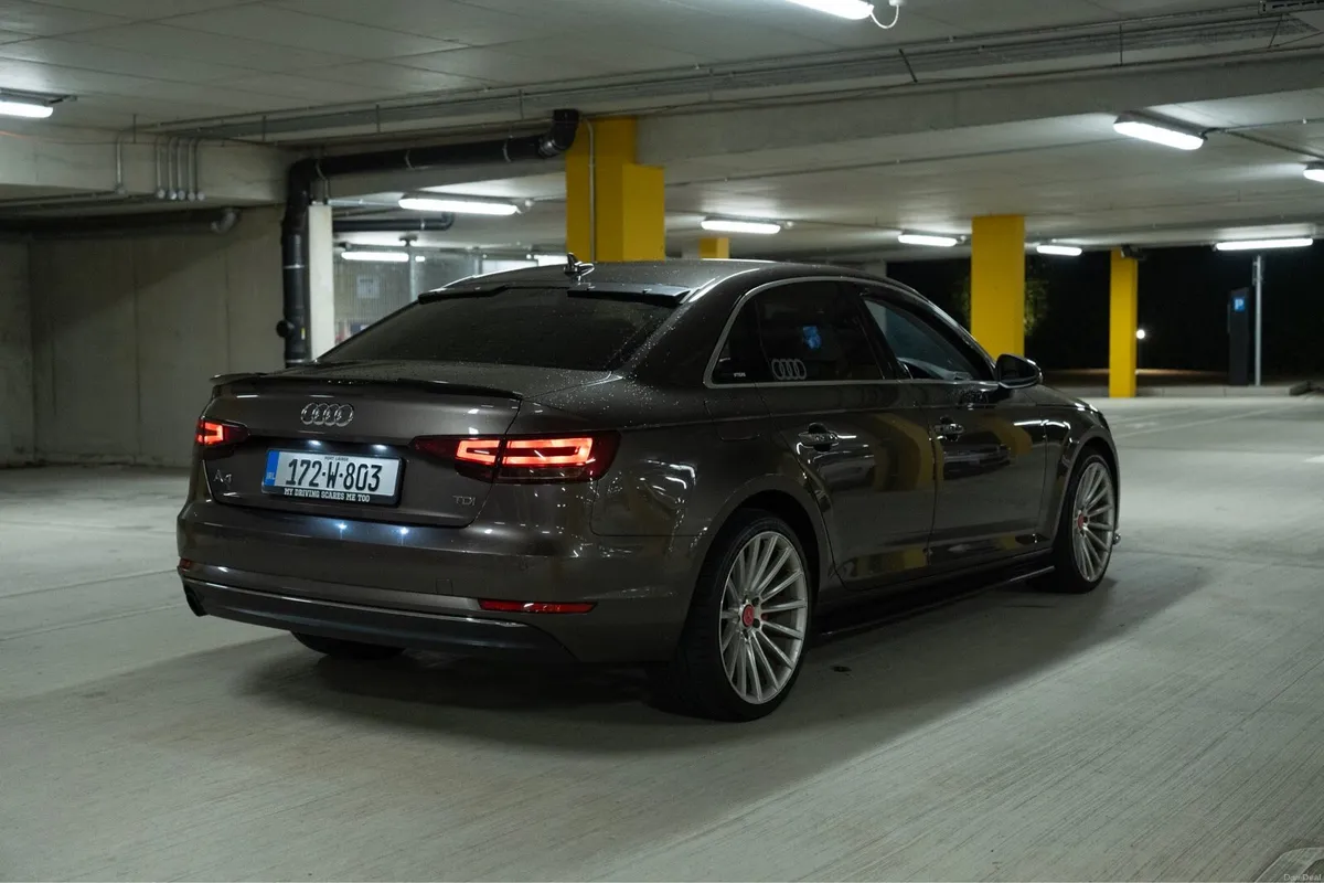 Audi A4 2017 - Image 6