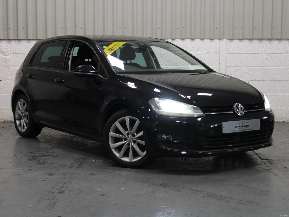 2017 Volkswagen Golf - Image 4