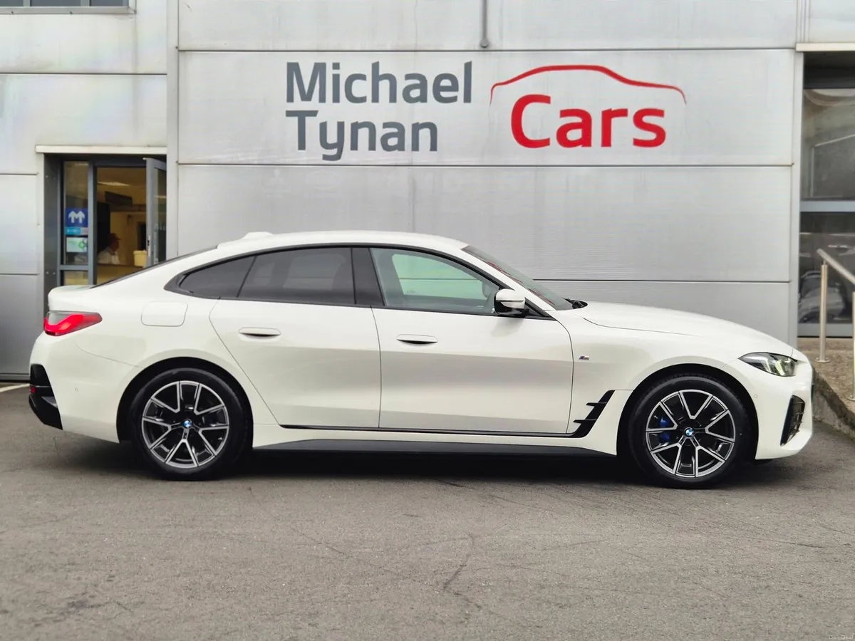2025 BMW i4 35 M Sport, CarPlay, 360 Camera - Image 6