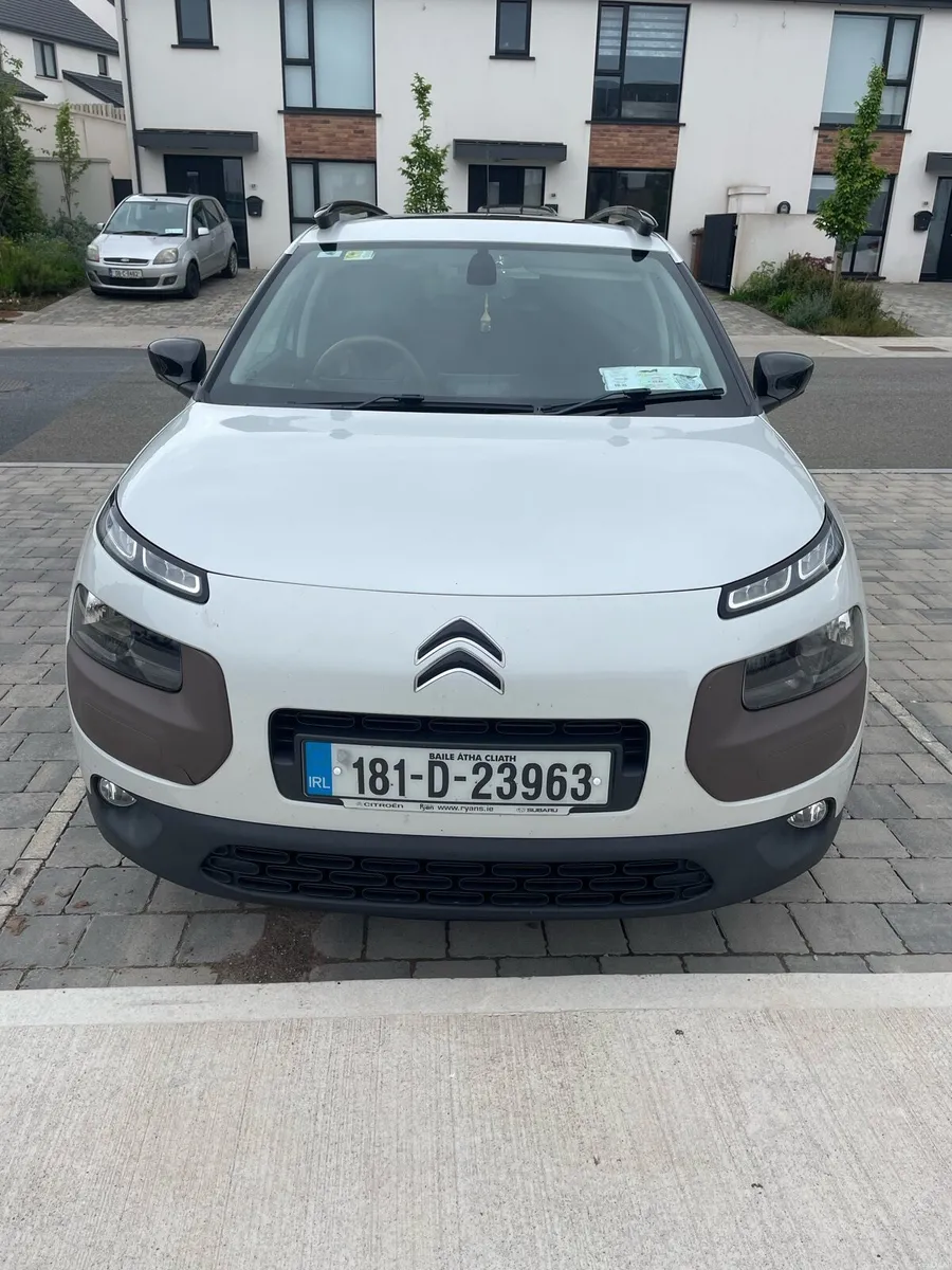 Car - Image 1