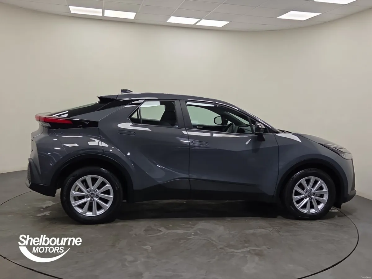 Toyota C-HR 1.8 Hybrid Icon 5dr CVT - Image 3